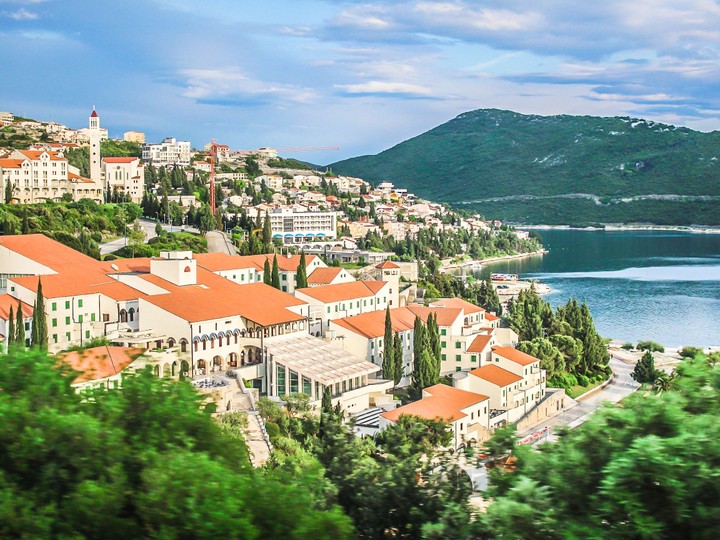 Neum