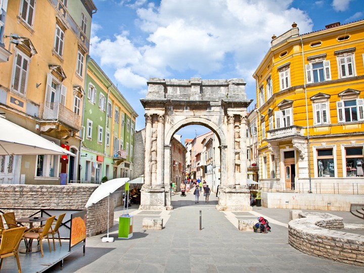 Pula