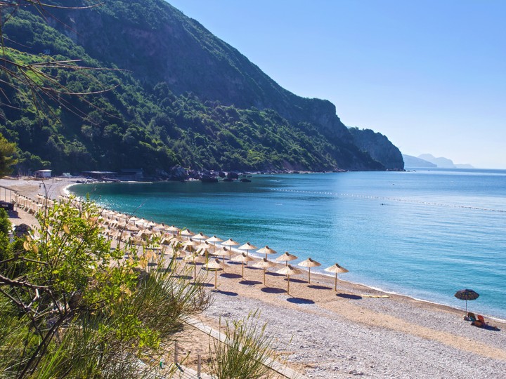 Zatoka Jaz, Budva