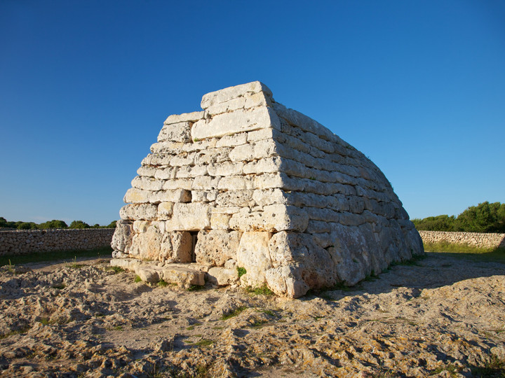 Naveta des Tudons, Minorka